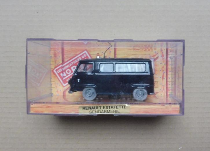 1:43 Norev Renault Estafette bestelwagen Gendarmerie, Hobby en Vrije tijd, Modelauto's | 1:43, Zo goed als nieuw, Auto, Norev