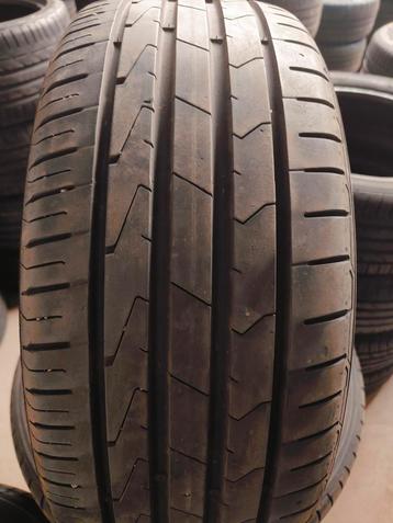 215/45/r18 hankook 40€ per stuk met plaatsen  beschikbaar voor biedingen