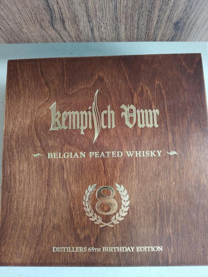 Kempisch Vuur - 8 jaar - Distillers 65th birthday edition, Collections, Vins, Enlèvement