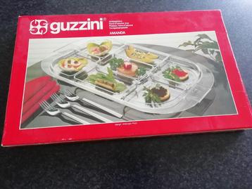 Guzzini hapjesschaal /Seventies Space Age beschikbaar voor biedingen
