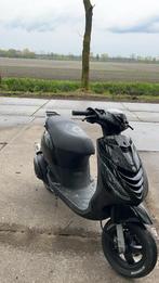 Zip 2 takt 50 cc, Fietsen en Brommers, Ophalen, Zo goed als nieuw, Zip
