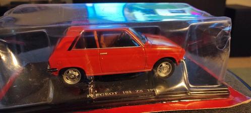 Peugeot 104 ZS 1976 rood 1:24 in ongeopende blister, Hobby en Vrije tijd, Modelauto's | 1:24, Nieuw, Ophalen of Verzenden