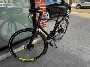 Specialized Sirrus Black Top LTD.  beschikbaar voor biedingen