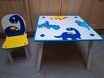 Kindertafel met stoel dinosaurus, Kinderen en Baby's, Kinderkamer | Tafels en Stoelen, Tafel(s) en Stoel(en), Zo goed als nieuw