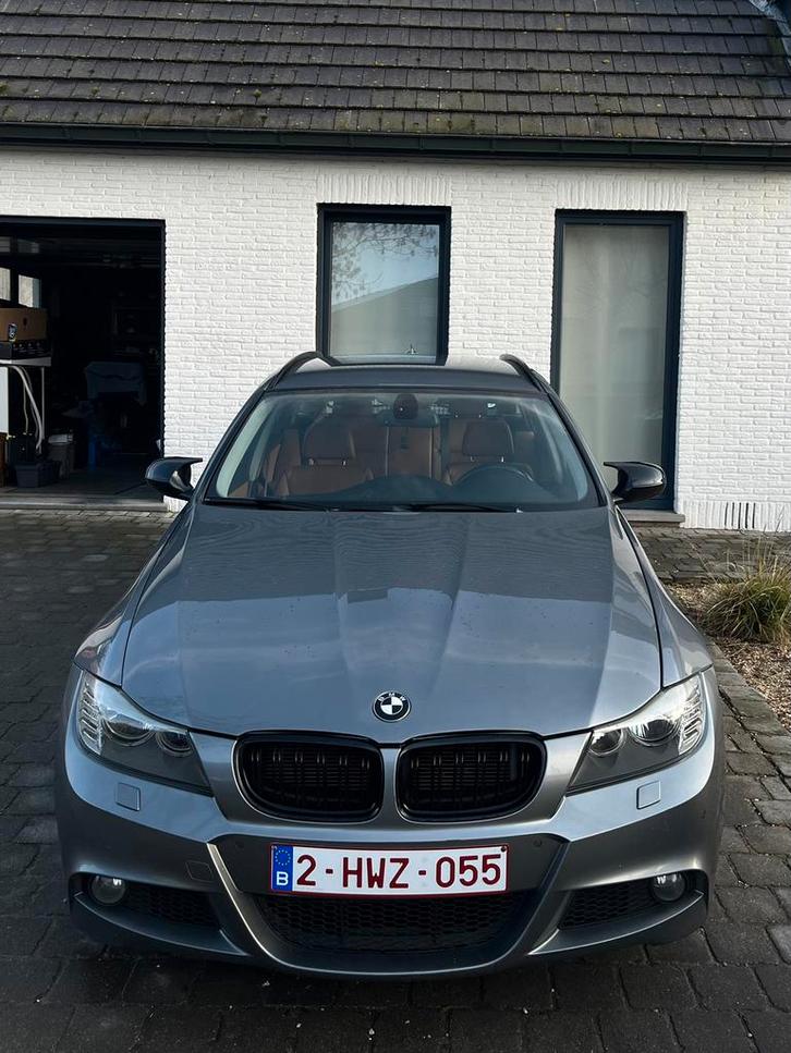 Pack Bmw 318d M, Autos, BMW, Particulier, Série 3, ABS, Airbags, Air conditionné, Alarme, Bluetooth, Ordinateur de bord, Verrouillage central