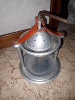 Fruitpers aluminium, Ophalen