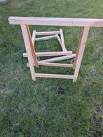 Drie schragen in hout, Enlèvement