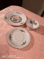 Ensemble petit-déjeuner communiquant, Antiquités & Art, Antiquités | Objets religieux, Enlèvement ou Envoi