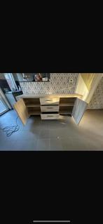 Dressoirkast, Ophalen