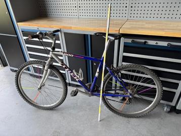 fiets beschikbaar voor biedingen