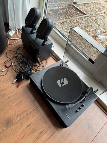 Platenspeler muse als nieuw half jaar oud !!  beschikbaar voor biedingen