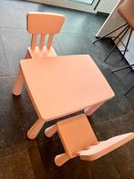 Kindertafel Ikea + 2 stoeltje, Kinderen en Baby's, Kinderkamer | Tafels en Stoelen, Ophalen, Zo goed als nieuw