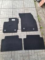 Tapis.2019.  FORD TOURNEO. COURRIER. NEUF., Ophalen of Verzenden