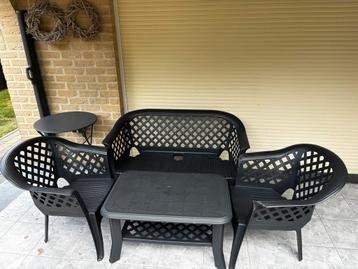 Tuin set beschikbaar voor biedingen