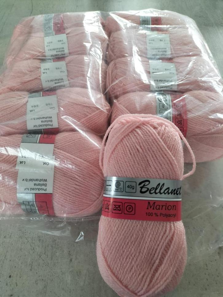Bellanet Marion roze garenbal (10 ballen)., Hobby en Vrije tijd, Breien en Haken, Ophalen of Verzenden