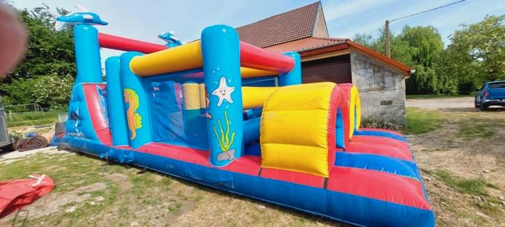 LOCATION: Château gonflable Dauphin Obstacles, Hobby & Loisirs créatifs, Articles de fête | Location, Utilisé, Enlèvement