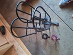 3 zadelsteunen + 2 kopstuk hangers, Ophalen, Zo goed als nieuw