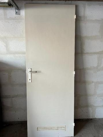Schilderdeur met ventilatiestrook - 2015 x 730 mm beschikbaar voor biedingen