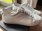 Sneakers Chanel blanches Taille 40.5 excellent état, Comme neuf