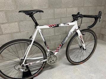 Cyclocross/ gravel bike Empella bonfire beschikbaar voor biedingen