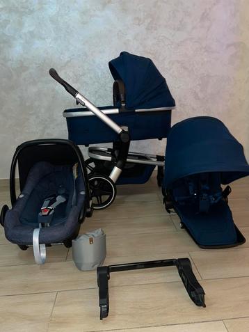 Joolz Hub Petrol Blue kinderwagen 4-in-1 met IsoFix beschikbaar voor biedingen