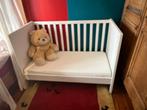 lit enfant blanc pratiquement neuf, Comme neuf, 70 à 85 cm, Moins de 140 cm, Matelas