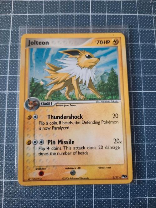Jolteon pop series 3 holo, Hobby en Vrije tijd, Verzamelkaartspellen | Pokémon, Zo goed als nieuw, Ophalen of Verzenden