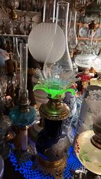 Antieke petromeumlamp met uraniumglas te Kalmthout, Enlèvement