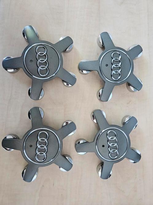 4 originele Audi wieldoppen, Auto diversen, Wieldoppen, Zo goed als nieuw, Ophalen of Verzenden
