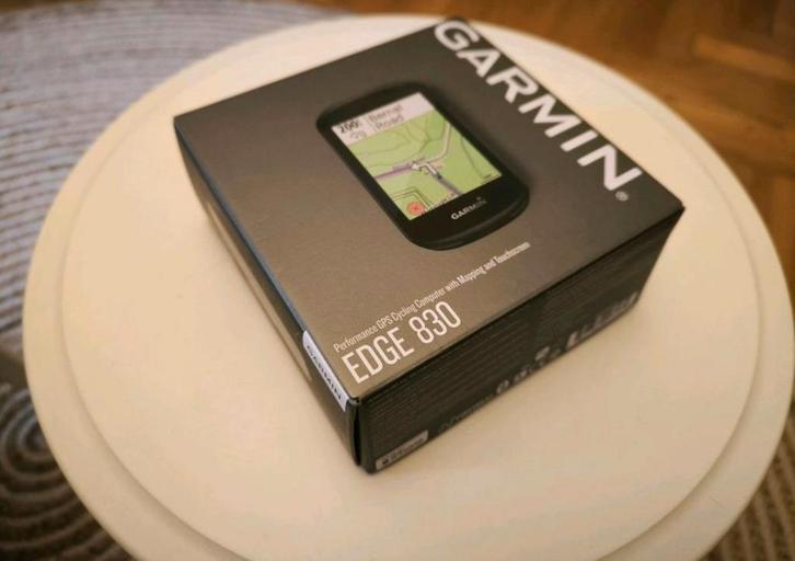 Te koop Garmin Edge 830 fietscomputer, Fietsen en Brommers, Fietsaccessoires | Fietscomputers, Zo goed als nieuw, Cadanssensor