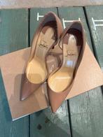 Christian Louboutin Pumps, Kleding | Dames, Schoenen, Ophalen of Verzenden, Zo goed als nieuw, Pumps