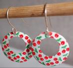 Kersen oorbellen, Handtassen en Accessoires, Kindersieraden, Ophalen of Verzenden, Zo goed als nieuw, Oorbellen