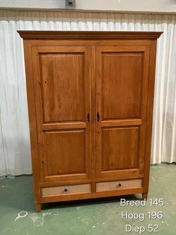 Grenen opbergkast. beschikbaar voor biedingen