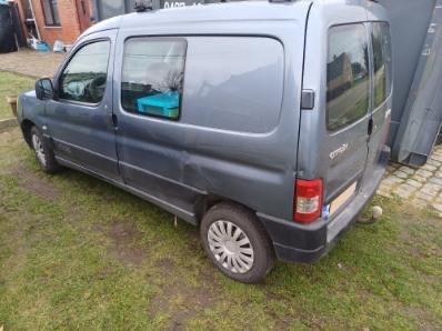 Citroen berlingo 16 hdi lichte vracht, Auto's, Bestelwagens en Lichte vracht, Particulier, Airbags, Centrale vergrendeling, Dakrails