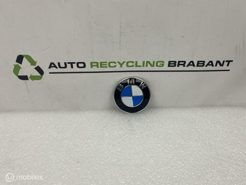 Embleem ORIGINEEL BMW X1 F48 51147376339, Auto-onderdelen, Klein materiaal, Gebruikt, Ophalen of Verzenden