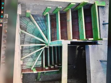 Réalise coffrage ESCALIER BETON beschikbaar voor biedingen