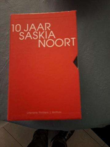 Saskia Noort - 10 jaar Saskia Noort boeken, Enlèvement ou Envoi, Comme neuf, Saskia Noort