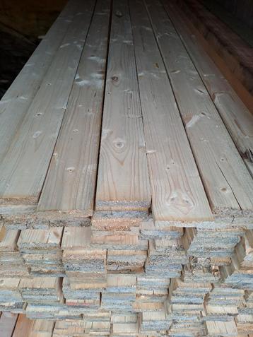 Geschaafde grenen planken 100x18mm disponible aux enchères