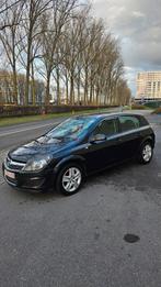 Opel astra H 2012 avec feuille rose benzine essence 1.6, Autos, Euro 5, Achat, Boîte manuelle, Noir