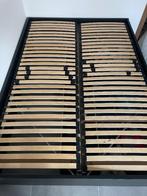 Bed twijfelaar met lattenbodem, Ophalen, Zwart, 140 cm, Zo goed als nieuw