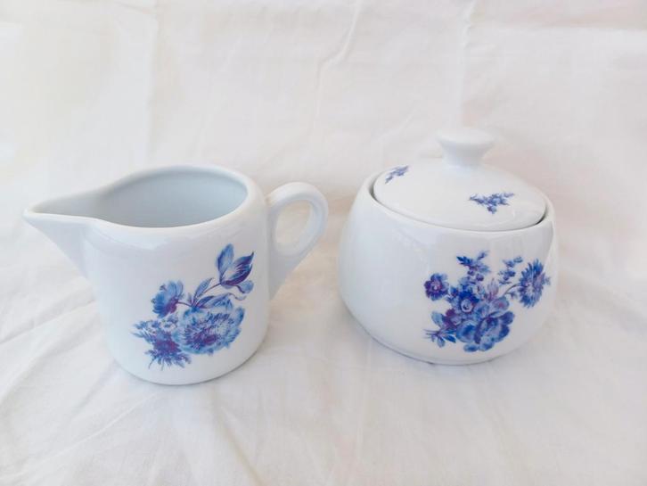 Theeservies van 'Bandour porselein', Antiek en Kunst, Antiek | Servies los, Ophalen of Verzenden