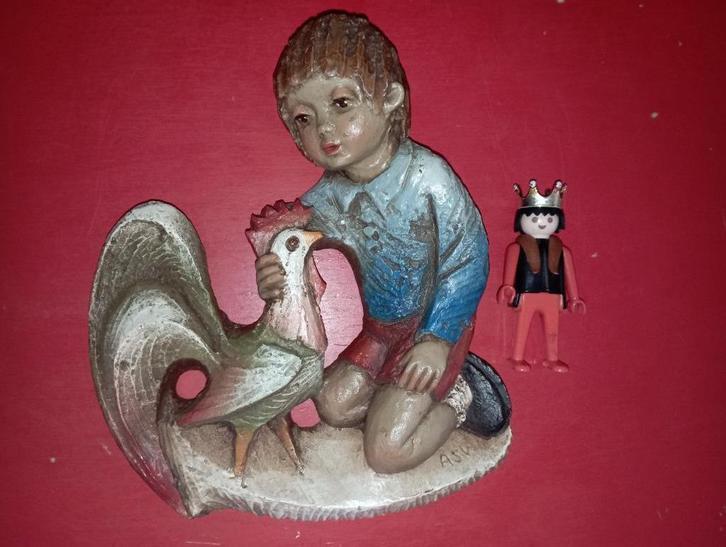 573) The boy and his cock A.S.V. (Arend Spoor Venlo), Antiek en Kunst, Kunst | Beelden en Houtsnijwerken, Ophalen of Verzenden