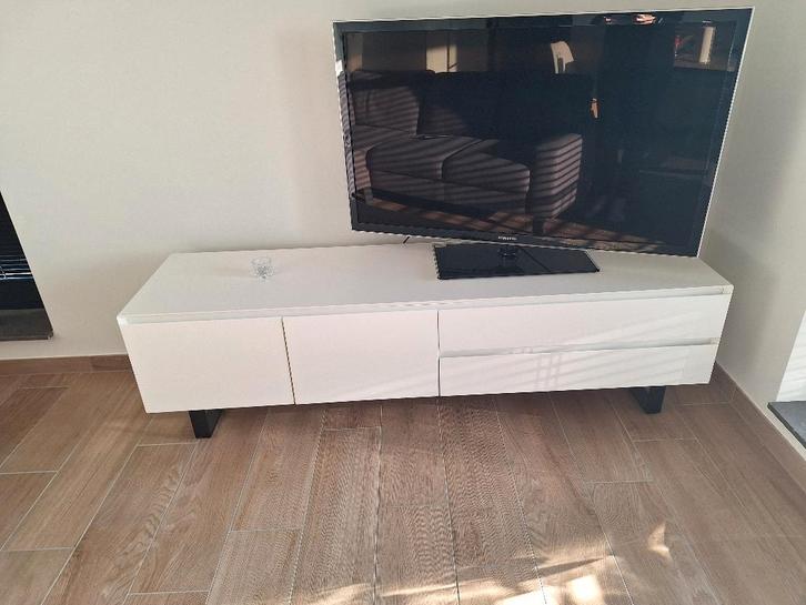 Tv meubel, Huis en Inrichting, Kasten |Televisiemeubels, Zo goed als nieuw, Ophalen