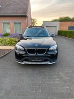 Bmw x1 2.0DA Sdrive Automaat/Pano *GARANTIE*, Achterwielaandrijving, 1995 cc, Zwart, 4 cilinders