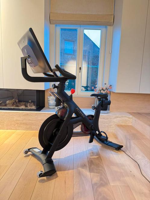 Peloton spinningfiets, Sport en Fitness, Fitnessapparatuur, Zo goed als nieuw, Hometrainer, Ophalen