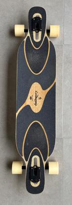 Longboard Loaded met Paris v3 als nieuw, Sport en Fitness, Skateboarden, Ophalen, Zo goed als nieuw, Overige typen, Longboard