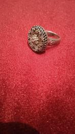 Prachtige ring van sterling zilver met zwarte spinel stenen, Ophalen, Gebruikt, 17 tot 18, Met edelsteen