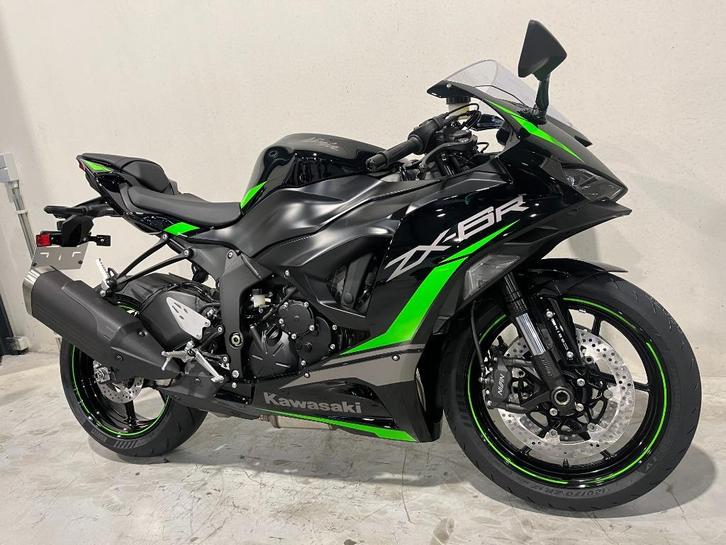 ZX-6R PERFORMANCE MODEL 2025, Motoren, Motoren | Kawasaki, Bedrijf, Super Sport, meer dan 35 kW, 4 cilinders, Ophalen