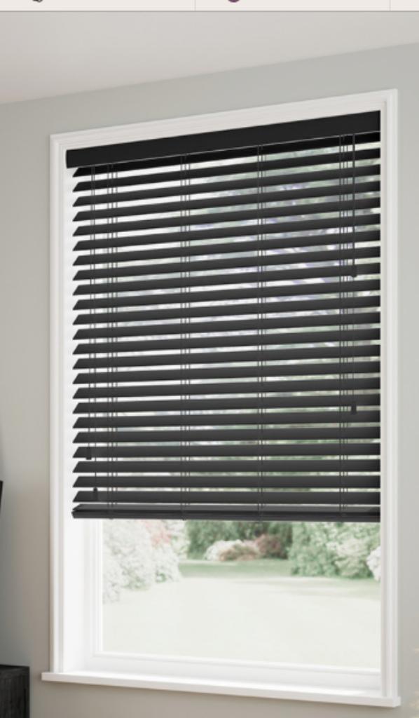 Store vénitien en bois, Huis en Inrichting, Stoffering | Gordijnen en Lamellen, Gebruikt, 150 tot 200 cm, 150 tot 200 cm, Zwart