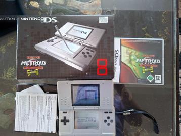 Console Nintendo Ds Grise + Jeu Metroid +++++ dans sa boite beschikbaar voor biedingen